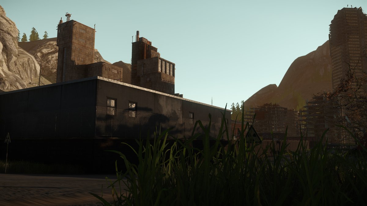 FrankieZ_1997's tweet image. @miscreatedgame #Cryengine #mapediting
Welcome to Drayton Valley.. Warning It has become a radiation zone since their was an explosion at a Power Plant

Islands(2) Custom Map is coming soon so join the discord to keep updated! - discord.gg/SH79AR6