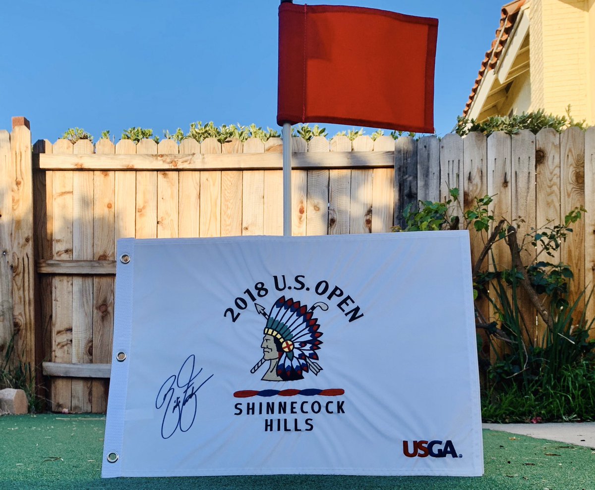 RickRunGood's tweet image. 🚨Retweet &amp;amp; Follow to win!!🚨

In honor of “Driving Relief”, I’m giving away this Rickie Fowler signed flag from Shinnecock.

RT this tweet &amp;amp; follow me. 
I’ll pick winner on May 17th.