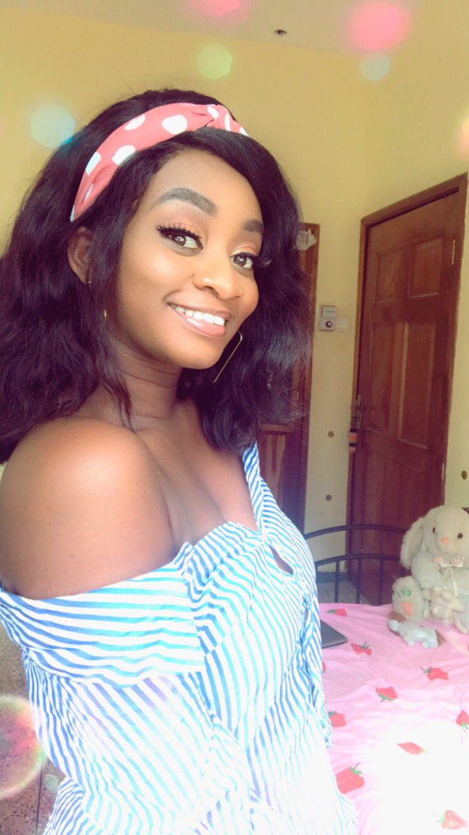 ____reetha's tweet photo. Who else dresses up for pictures knowing you got nowhere going??😩😅
#lockdownextension https://t.co/kBQiayUJUn