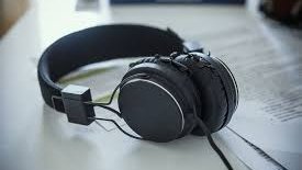 📣 ¿Cansado de la cuarentena? Aguantála mejor con jazz. 

Todos los días hay algún programa o columna 🎙, así que buscá la tablet, PC, notebook o la spica 📻 y relajá con la mejor música.

En este link 👇 vas a encontrar algunos. No tenés excusas‼️

animalesdeljazz.com/radios/