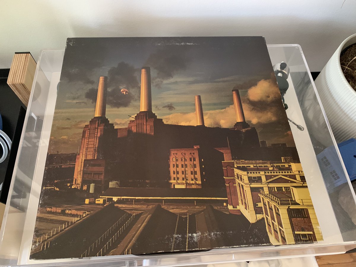 23) This is one my dad always had in his car. Had to make the pilgrimage to Battersea Power Station when i was in London. Was a 40 minute walk from my Hostel, so listening to the album on the walk down the Thames was perfect. (This was supposed to come before Rumors, oops)