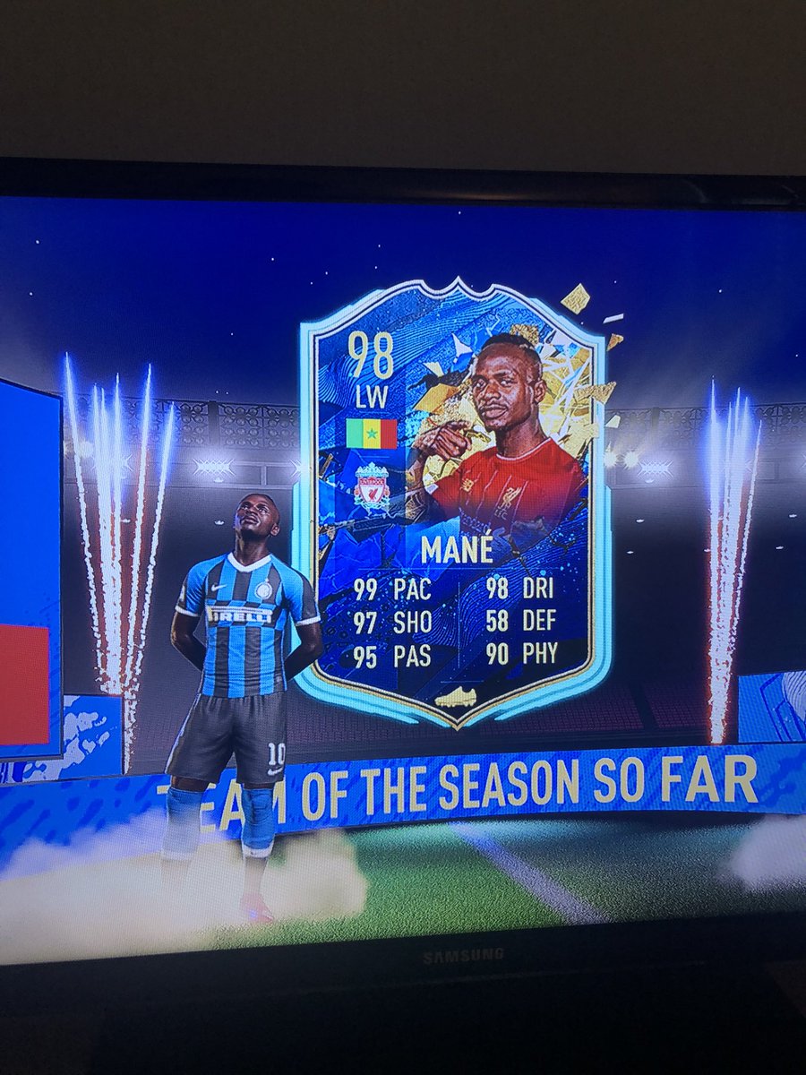 sKilroy99's tweet photo. @samtitley96 @EASPORTSFIFA Sorry pal 😂 https://t.co/hOkNbb4ezl