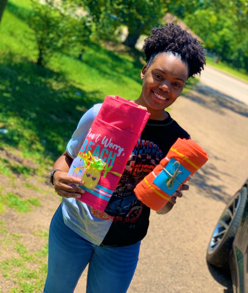 Thank you so much to my TES Family for our Teacher Appreciation Week Gifts, I love them!! Thank you for all that you do 🍎👩🏽‍🏫 🏖 <a href="/Turlington_ES/">Evelyn Turlington Elementary</a>