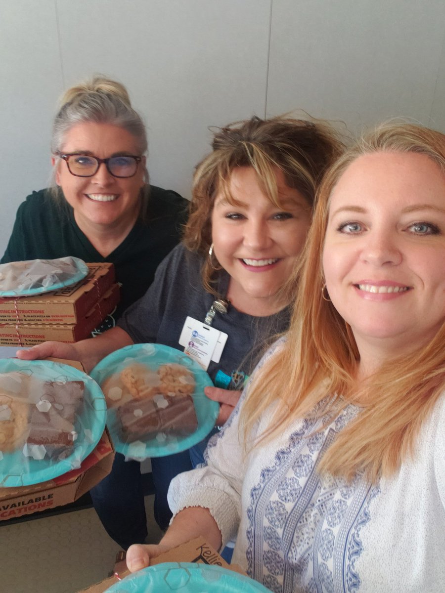 Wow!  What an awesome surprise this afternoon?!  I have already demolished a cookie!  Ya'll were so sweet to think of us.  Thank you for the delivery <a href="/kellidoley/">Kelli Doley</a> &amp; <a href="/GarciaLaura03/">Laura Garcia</a> ! <a href="/FranklinLionsWF/">Ben Franklin Lions</a> <a href="/Stephparsons5/">Stephanie Parsons</a> <a href="/Mommaspear/">Misti Spear</a> <a href="/3mwalkerMwalker/">walkertexranger</a> @NikkidavisNikki