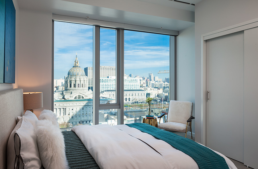 Nothing beats a well-kept closet! Our closets make it easy to keep your outfits organized. 
bit.ly/2X7Jgxg