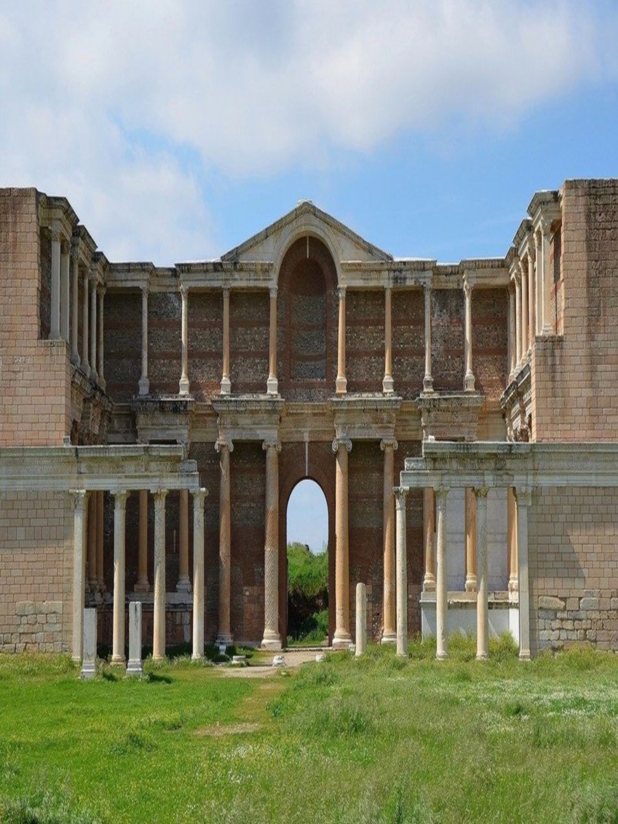 Sarah404BC's tweet photo. #Sardis – #Salihli, #Turkey 

https://t.co/DxNWOBvLNz https://t.co/aljntMCC6b