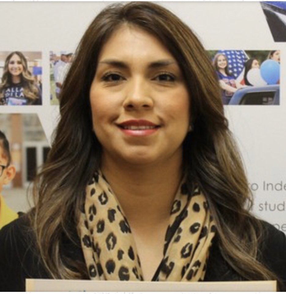 Ituarte_ES's tweet image. Happy National School Nurse Day to our very own Nurse Medina and Nurse Saenz!  Thank you for the care and compassion you show our students! MCE ❤️ you! #LearningTakesFlight #TeamSISD