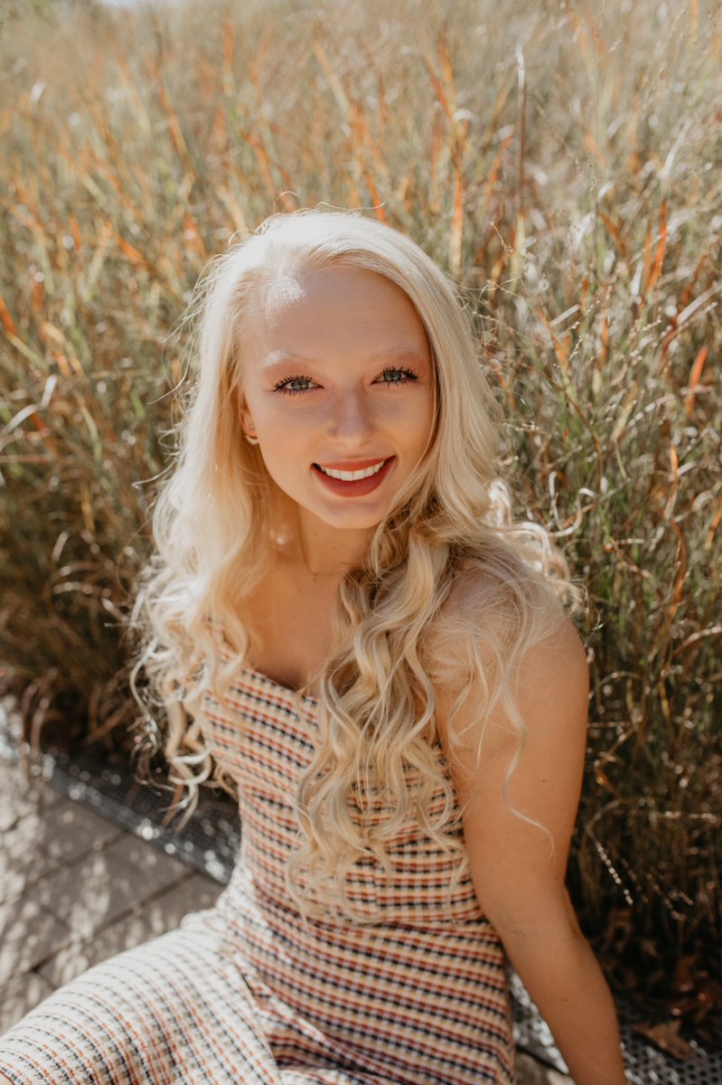 LawsonAlumni's tweet photo. Congratulations Jocee Greathouse for being selected to receive one of our Alumni Scholarships. #2020senior #LHSalumni https://t.co/QnuIPyySoG
