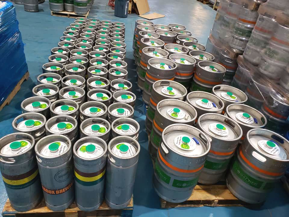 GlobalKeg's tweet photo. North Hudson, NY, and Paradox Brewery are ready to send their fine brews out in our trusty fit-for-use stainless steel SmartKeg™s. Scanned, tagged and ready to hit the road! https://t.co/mITGURzmwm