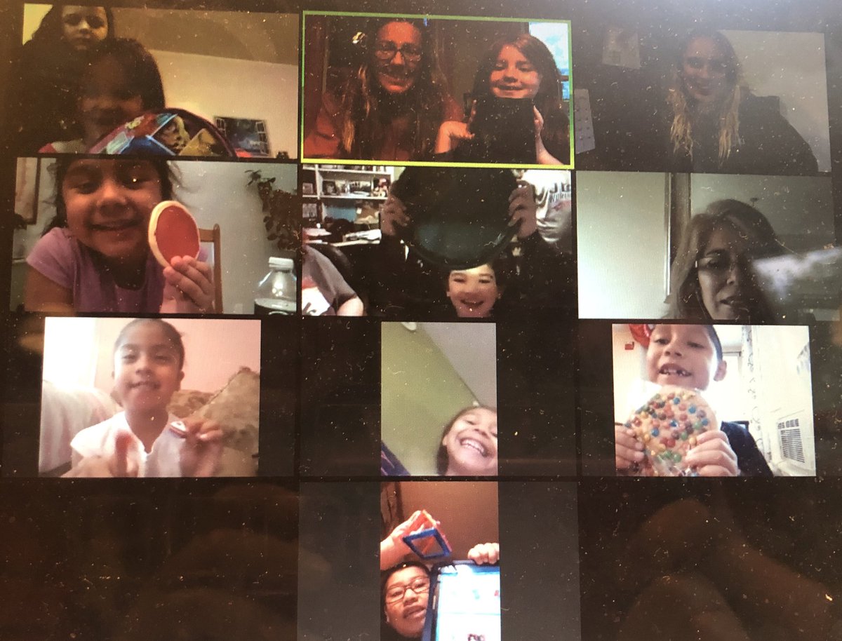 missalyss714's tweet photo. We ended today’s shape scavenger hunt with our favorite shape of all! ♥️ #ROOM303♥️ #RBBisBIA #RBlearningfromhome @rbpsEAGLES @MsMinaidis @msliliana303 @thartman05 https://t.co/AlDnniMi0D