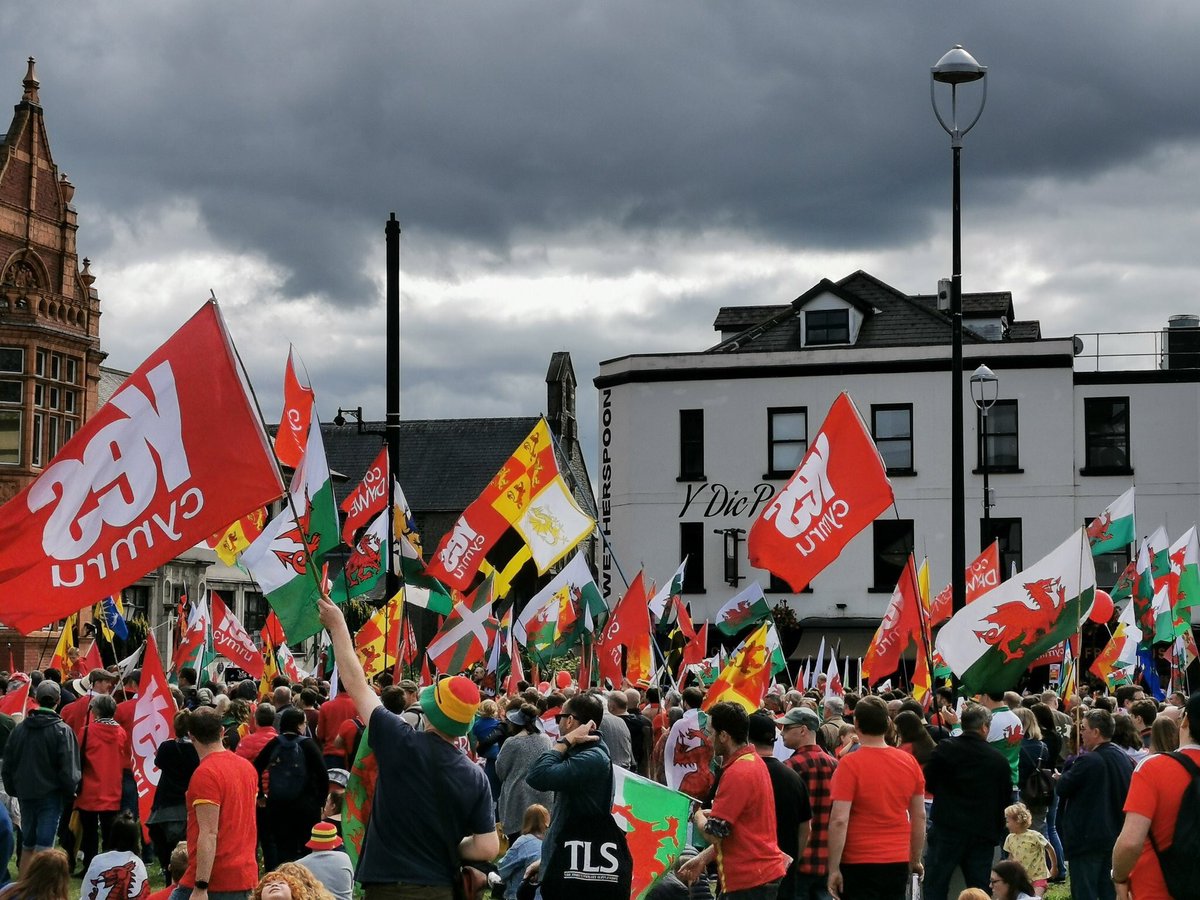 AUOBCymru's tweet photo. #AUOBMerthyr https://t.co/VyQjRldlJK