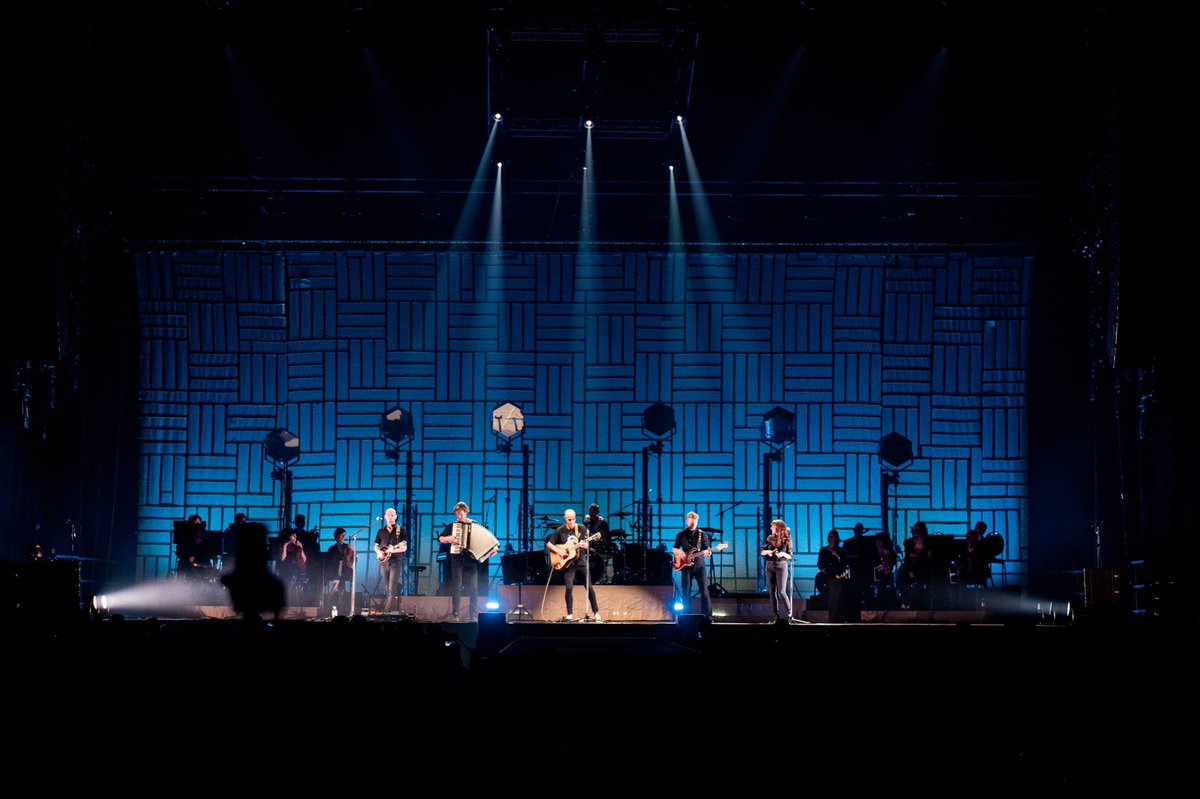 milow's tweet photo. Thinking back of a magical night in Antwerp (Belgium) 3 months ago... Here’s the final (!) video of that concert. Singing my version of this 1990 song by @BartKaell was such a great moment, keep watching it until the very end to see what happened...😉 https://t.co/XopPmqxAEa https://t.co/lhL9Lx6SSI