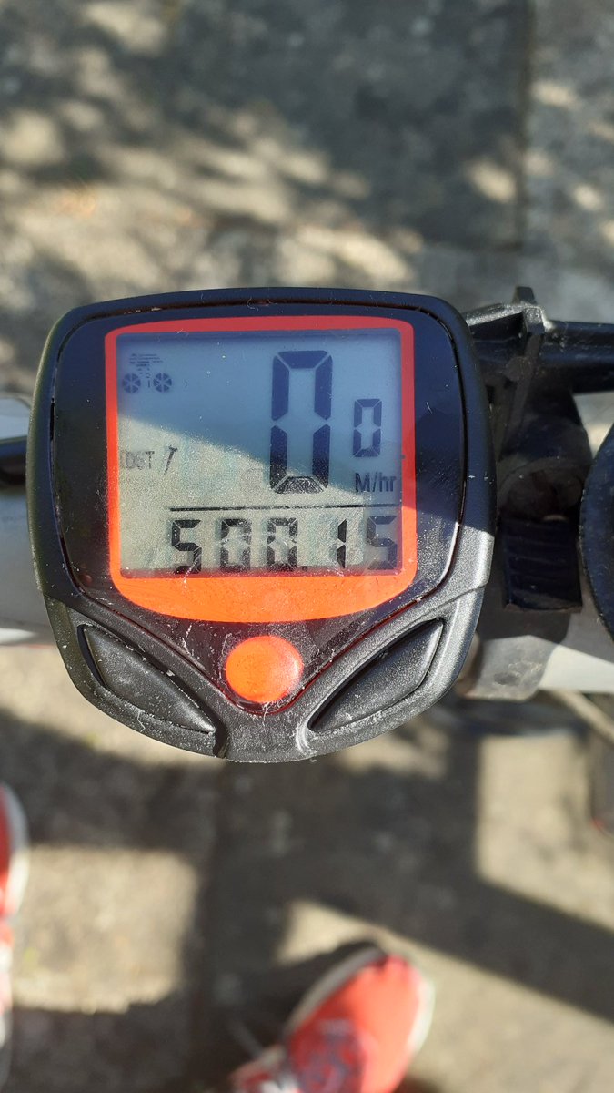 TonyMSwalk's tweet photo. I'm training for a cycle ride from Lands end to John o'groats. 
500 miles in 11 days.
https://t.co/vKPM7Koi67 😳😂🤣 https://t.co/QODOdTme3g