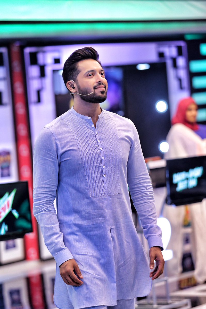 fahad mustafa dressing