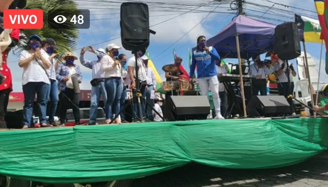 wagnervelezt's tweet photo. SEÑORES DEL MUNICIPIO DE SANTO DOMINGO DÉJENSE DE PAYASADAS.   SI VAN A LLEVAR ALGO AL HOSPITAL Q SEAN PRUEBAS DE DETECCIÓN DEL COVID 19,  MASCARILLAS.
O INVIERTAN EN KIT DE  ALIMENTOS  PARÁ QUIENES NO TIENEN COMO ALIMENTAR A SU FAMILIA.@LaPosta_Ecu @luisevivanco @lahistoriaec https://t.co/mjgqDdsi3I