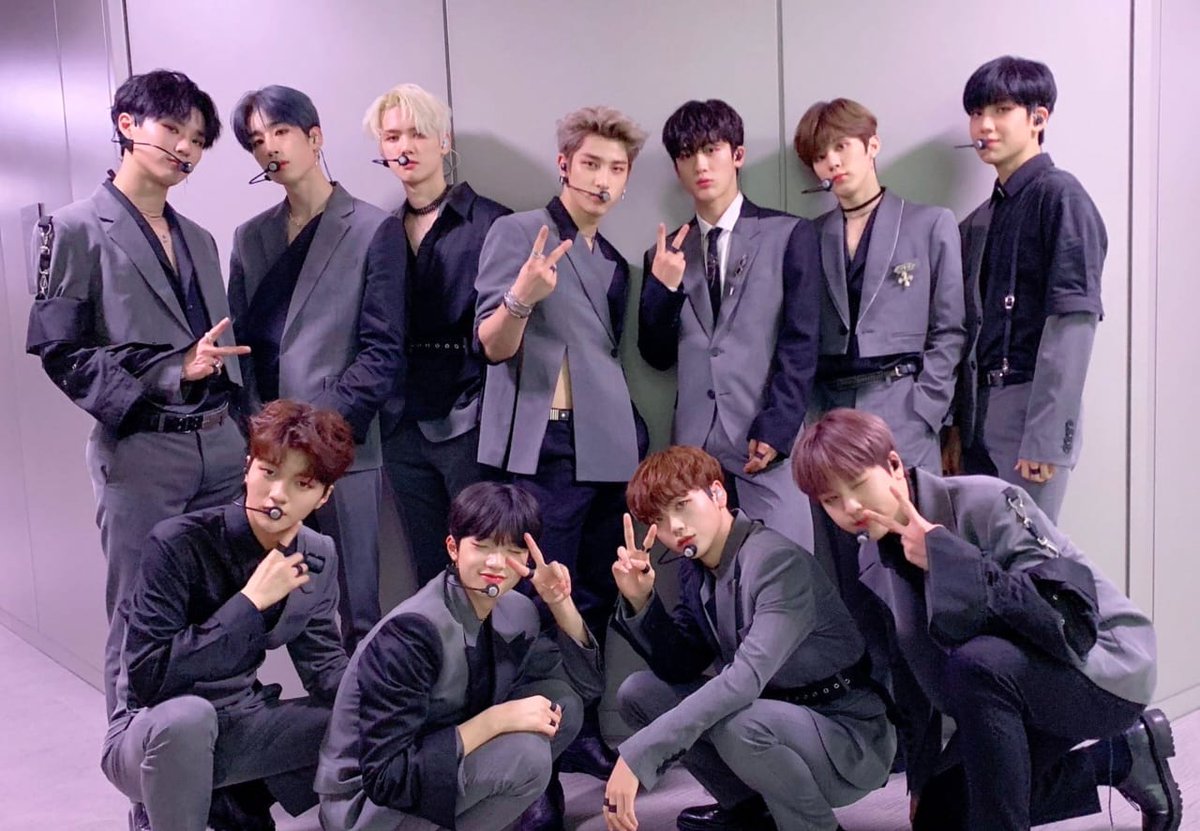 kikinurlette's tweet photo. X1😭😭😭
#X1_기다릴게_사랑해 
#X1ExhibitionVirtual 
#x1unit 
#X1_Flash_Road_to_100M 
#엑스원과_원잇_영원한약속 
#OneitsWantX1Unit 
#OneItStreamingDay 
#oneit_기다리고_있으니까_괜찮아 
#OneIt_StillHere_ForX1 https://t.co/LzRykX7SYk