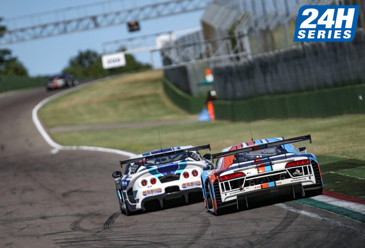 24HSERIES's tweet image. #WingWednesday | This time it is wing's wednesday! 🤩🔥

#thisisendurance #24HSERIES #24HSERIES2020 #motorsport #12HIMOLA #renault