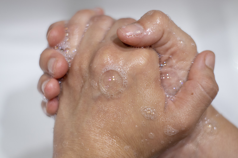 TMBinfo's tweet photo. ℹ️Measures to avoid infections #COVID19:
👍Wash your hands often
🤧Use single-use tissues
🧼Avoid sharing personal objects without washing them
💪Cover your mouth and nose with your elbow when sneezing
+ info: https://t.co/26ROZOLaGW
ℹ️#healthchannel👉https://t.co/dsZfQI7I2c https://t.co/Wrwc0dtqki