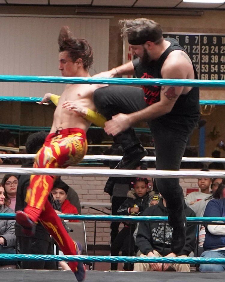 Official_PAPW's tweet photo. Every weekday, PAPW will post an official Superstar of the Day! Today's featured superstar is Nick Delta! The 2019 King of Paradise, Delta is another fan favorite at PAPW! 
#ProWrestling #ProfessionalWrestling #AEW #NXT #WWE #PAPW #KingofParadise #NickDelta #Delta @TheNickDelta https://t.co/P2LMe3TLLZ