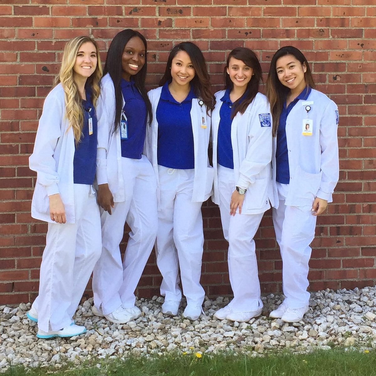 FDUWhatsNew's tweet photo. Happy #NationalNursesDay! 🏥

We are grateful and thankful every day for the brave #nurses in our #FDU community who are fighting on the front lines of #COVID19. 

From all of us at FDU, we thank you!! ❤️👏
#fduonthefrontline #thankyounurses #myfdu https://t.co/D2m6JtYiHU