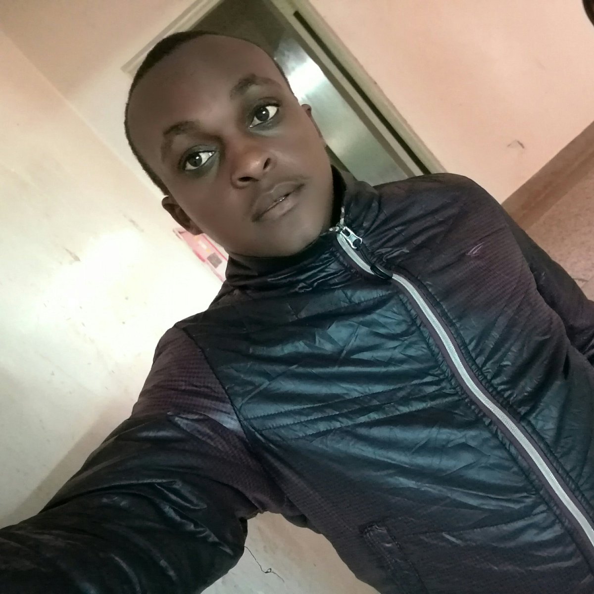 Benitoh_Coder tweet picture