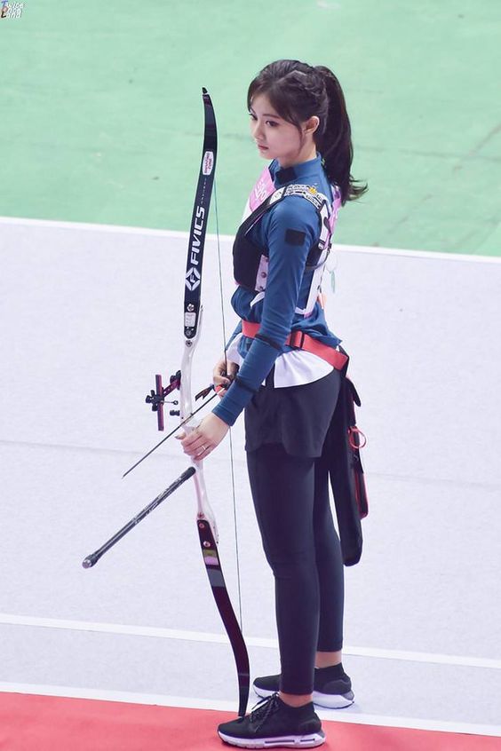 Twoucan アーチェリー の注目ツイート イラスト マンガ コスプレ モデル