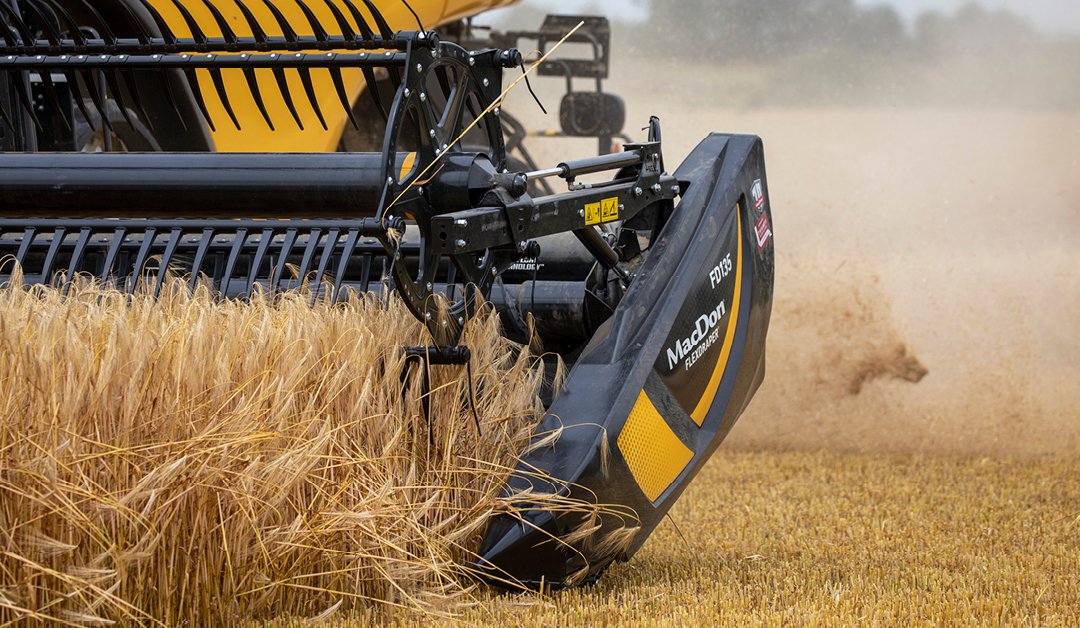 MacDon's tweet photo. Harvesting Performance in every detail.

The MacDon FD1 #FlexDraper®: https://t.co/5IE3ttsxCR https://t.co/TUFAn2zSmG