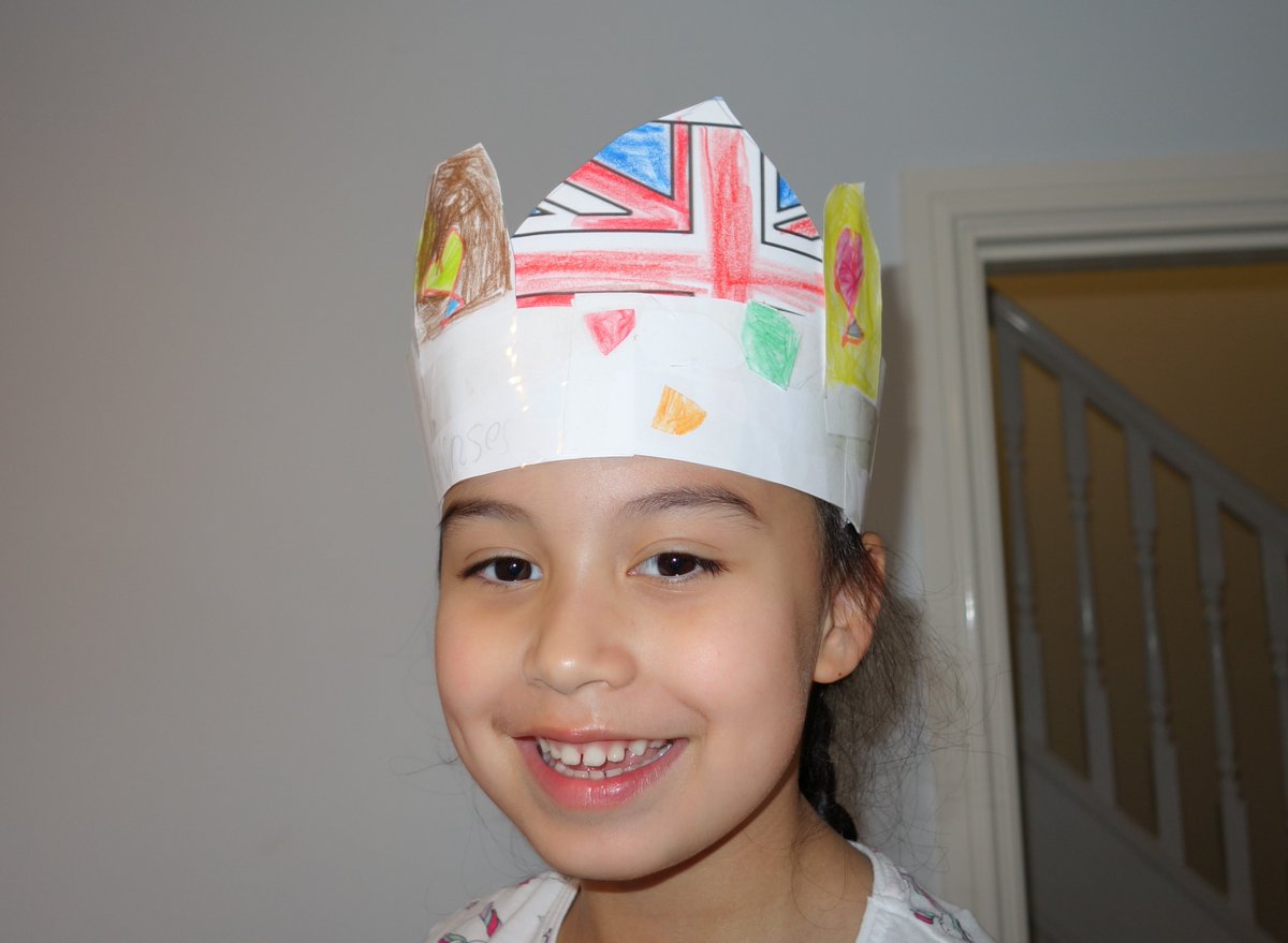 I made a Crown for myself.  👑I am a Miss Universe! 😄👑@MalvernValeOak