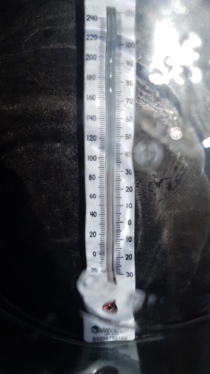 Valérie tweet media