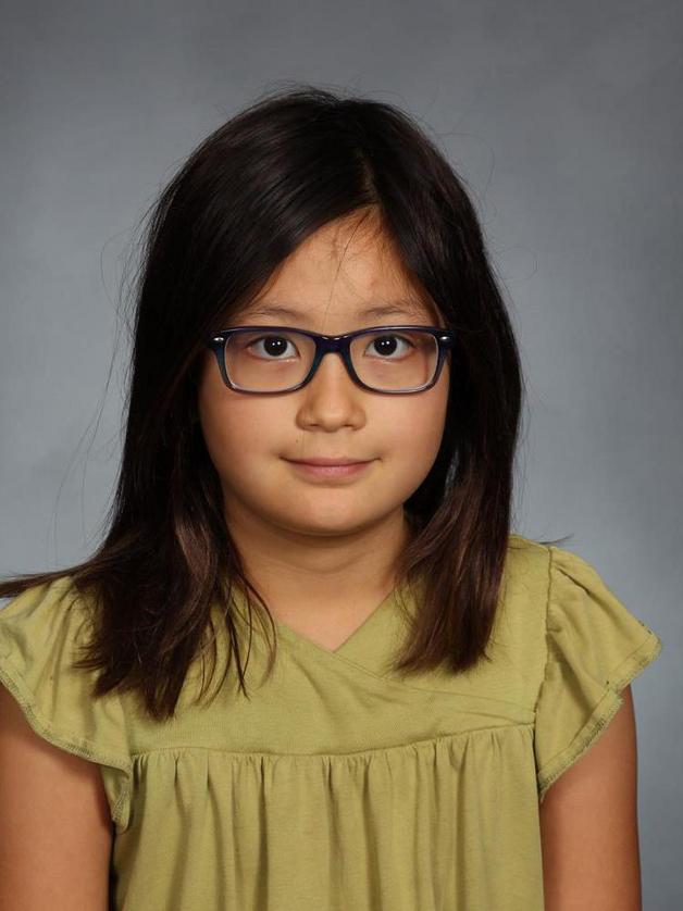 We are so proud of the super job that Casey is doing during distance learning!  Her teacher nominated her for a #goodnewscalloftheday and I really enjoyed giving her and her mom the great news!  Keep up the fantastic work Casey! #chhohusky