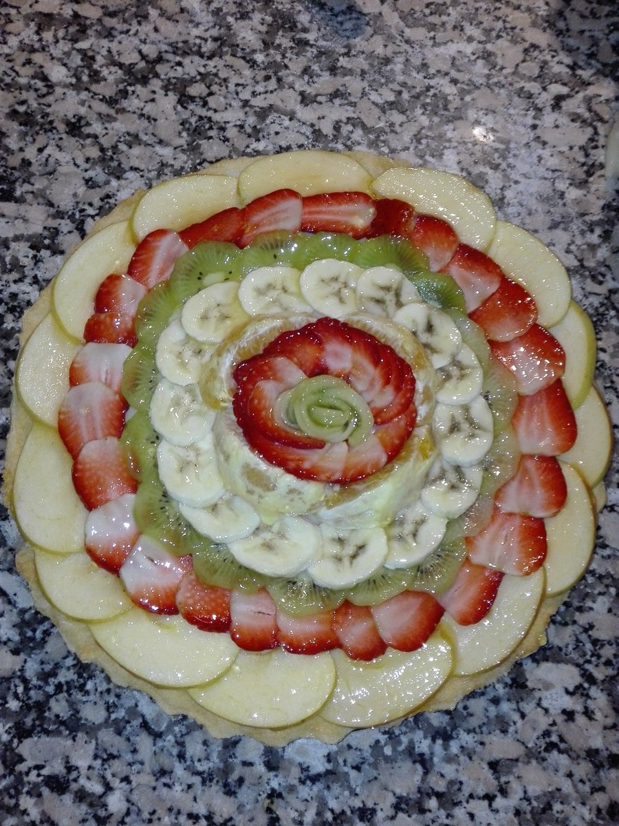 ShamsBenCheikh's tweet photo. #tarteaufruit #fruits #fruitslove #art #tarteart https://t.co/OxEHIogE0f