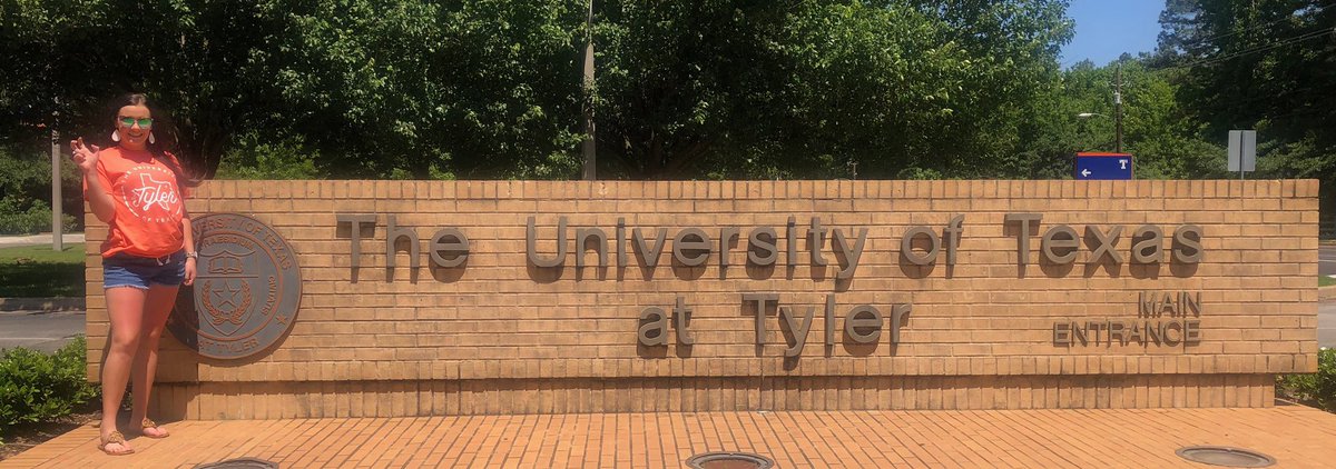 WeAreCHSCheer's tweet photo. Congrats to Senior Captain Gracy Walters for making UT Tyler Cheer Gameday &amp; Stunt Team! @CrandallSports @OfficialCISD @CrandallHS https://t.co/POEmlmWaPk