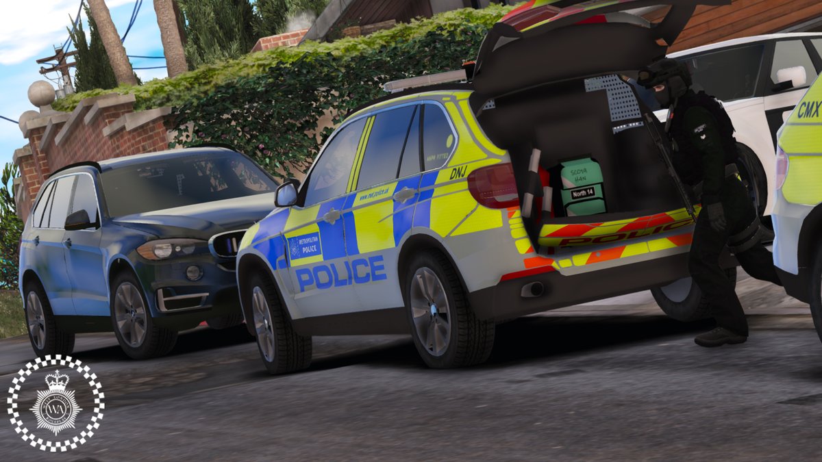 WLRPC_MetOps's tweet photo. Please avoid the area of Whispymound Drive, due to an ongoing firearms incident.
Armed Officers are currently dealing with a male seen with a firearm in a property on Whispymound Drive. More updates to follow!
- #T297
#Fictional #WLPRC https://t.co/VNfyASkDyn