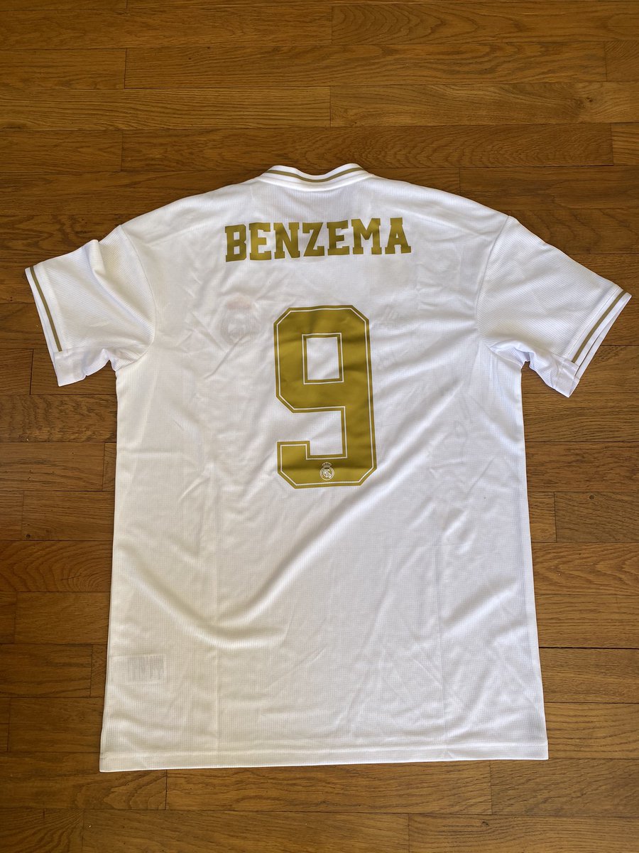 Karim Djaziri (@kdjaziri) on Twitter photo Pour gagner le maillot dédicacé de <a href="/Benzema/">Karim Benzema</a> : RT+Follow <a href="/KDjaziri/">Karim Djaziri</a> tirage du gagnant le 11 mai pour fêter le déconfinement ! Maintenant à vous de jouer Pour gagner le maillot dédicacé de <a href="/Benzema/">Karim Benzema</a> : RT+Follow <a href="/KDjaziri/">Karim Djaziri</a> tirage du gagnant le 11 mai pour fêter le déconfinement ! Maintenant à vous de jouer