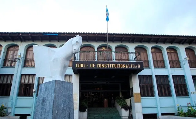 guatevisible's tweet photo. #PostuladoraVisible
Pleno de Magistrados de la CC reunidos para conocer amparo en definitiva relacionado a la elección de Cortes. Al final podrían dictar sentencia.
#CSJIntachables
#SalasIntachables https://t.co/1tXBg0QbAa