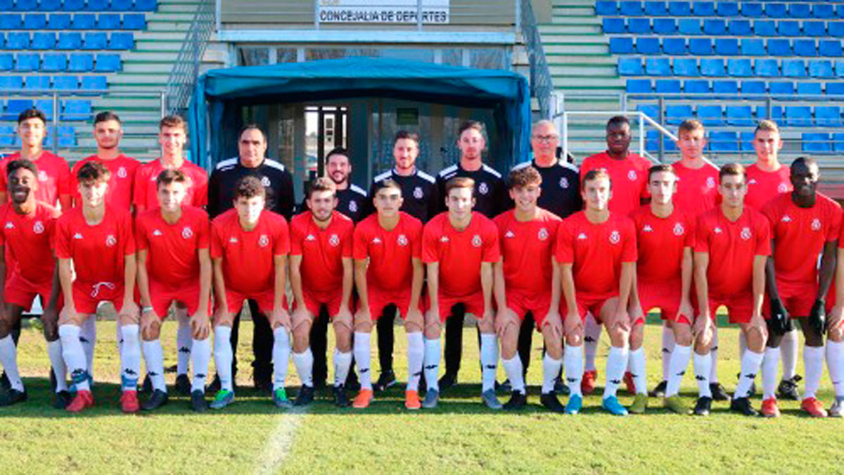 ASCENSO A DIVISIÓN DE HONOR JUVENIL 🆑🏆 Enhorabuena al cuerpo técnico y a toda la plantilla! Veros trabajar y competir día a día ya hacía presagiar este éxito! <a href="/IsraMartinezP/">Isra Martínez</a> <a href="/JMmartinezGlez/">Jose María Martínez</a> <a href="/Alberto8_rios/">Alberto Ríos</a> #SomosDH🏆