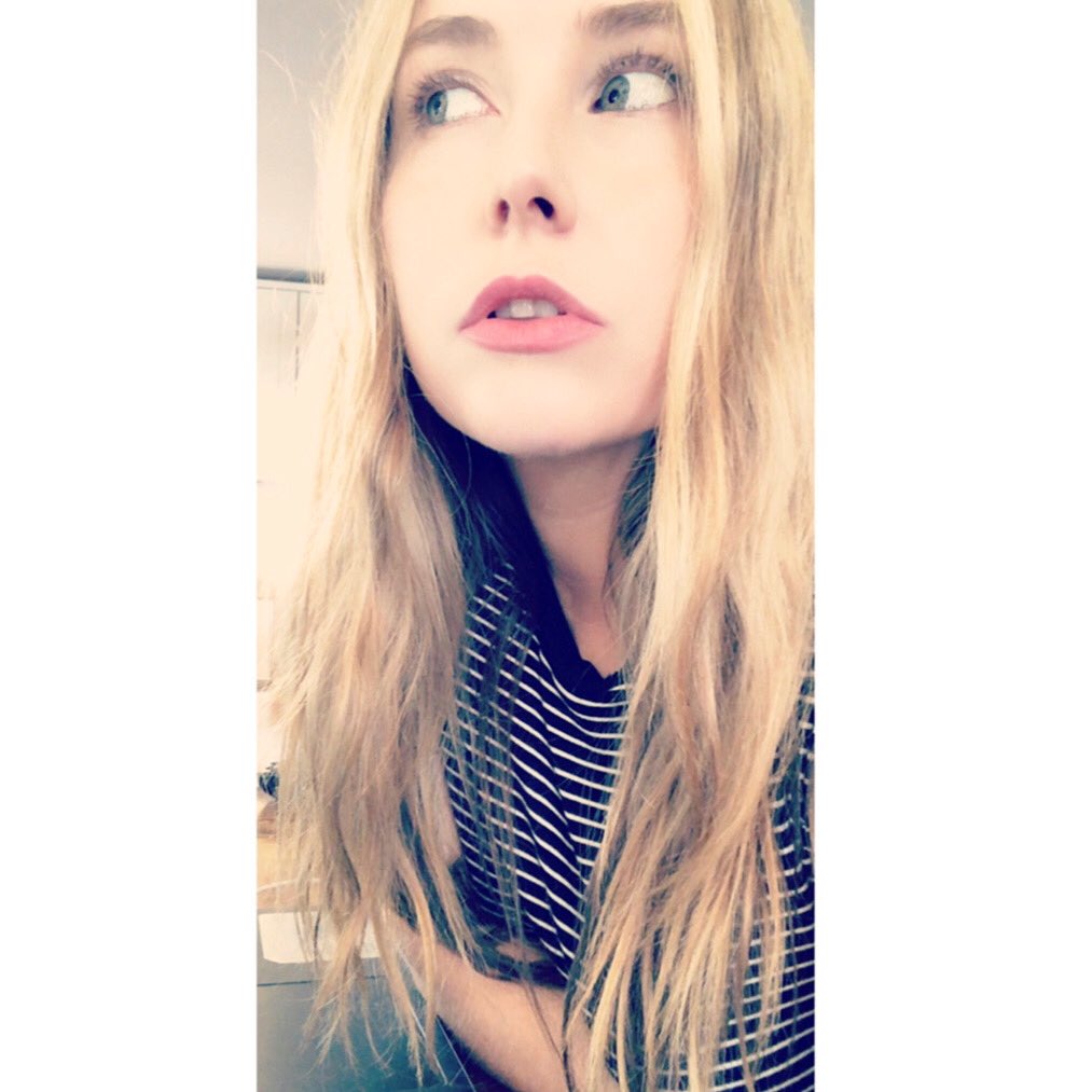 daisy_chloe's tweet photo. "You just need to calm down" - Feeling stressed out right now during lockdown? Do you have anxiety or struggle being alone? Have a wee read of my blog (Link in bio) 
#blog #stress #anxiety #lockdown #panicdisorder #adhd #ocd #fear #overthinking #mindfulness #writerscommunity https://t.co/g2dxMCJG2u