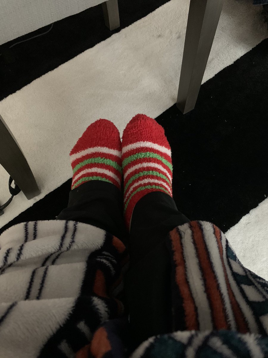 deconciliiss's tweet photo. Since the weather is participating in #WackyWednesday by acting like another season, I figured my socks should match! Fuzzy Christmas socks it is! 🧦 🎄 🥶  #McGConnected 💙💛 @McGuffey_MS @McGpride https://t.co/j8plYpohLw