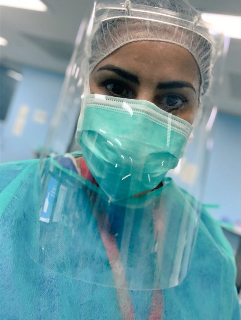 HospitalSantPau's tweet photo. Contenir la #Covid_19 és responsabilitat de tothom i no podem abaixar la guàrdia:
🕛 Segueix les franges horàries
↔️ Respecta les distàncies
🙌 Renta't les mans
👥 Evita aglomeracions
😷 Fes ús de la mascareta
#orgullsantpau #EnsEnSortirem 💪 https://t.co/DewAopacND