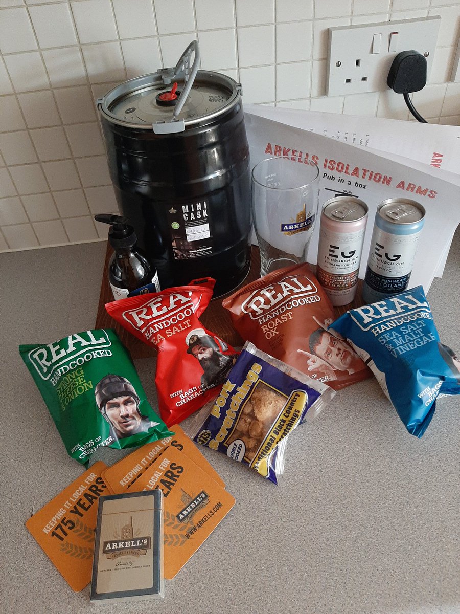 Pub in a box has arrived! Cheers <a href="/ArkellsBrewery/">Arkell's Brewery</a> #StayingAtHome