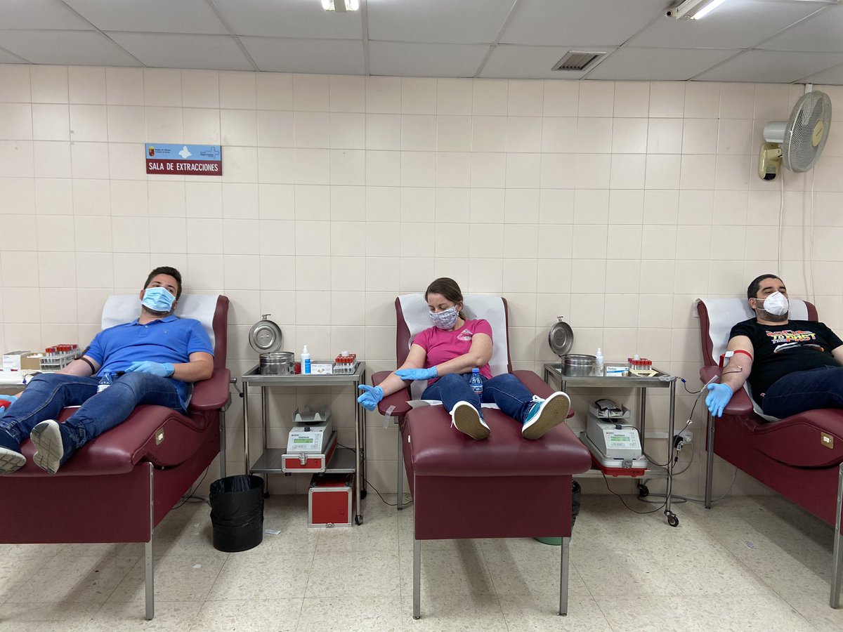 DonarSangreMU's tweet photo. Gracias #Cartagena que tarde más agradable estamos pasando en #ElRosell #ConSMSvoyaDonar https://t.co/JJ6yvUiNnj