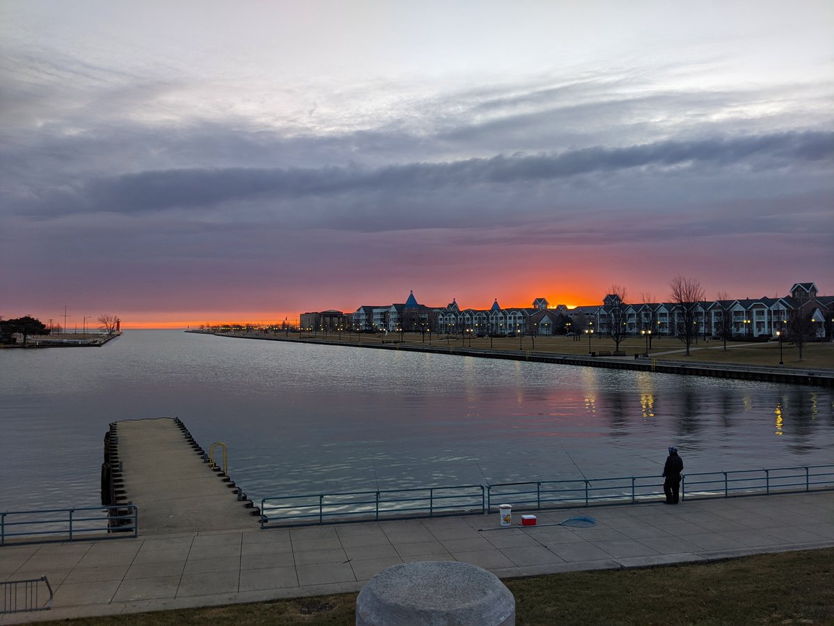 A2. I'd like to take the Sculpture Walk along the lakeshore in downtown <a href="/VisitKenosha/">Visit Kenosha</a> at sunrise!
#FoodTravelChat