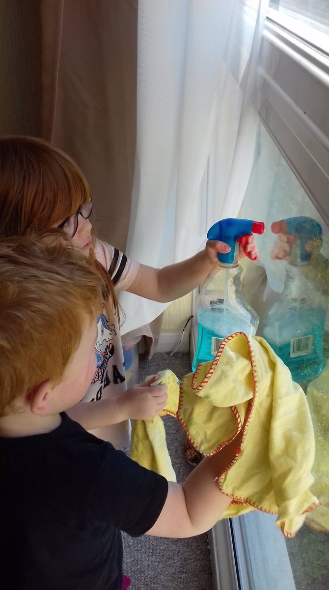 Forresters20's tweet photo. Challenge accepted ✅ @MrSGoodman6 
Aggie and Ted helped mummy clean the windows. Ted also helped Aggie colour in 1/4 of shapes in today’s maths work. @ParkMalmesbury https://t.co/Gz6qRJdhNc