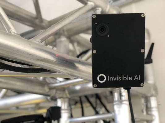 winsontang's tweet image. #InvisibleAI uses #computervision to help (but hopefully not nag) assembly line workers techcrunch.com/2020/05/06/inv…