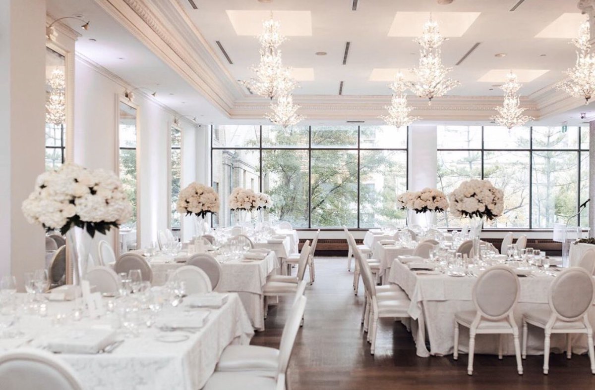 rosewaterto's tweet photo. Bold &amp; Unique
.
.
.
#bold #unique #torontowedding #weddingwednesday #weddingdesign #torontoevents #inittogether #betterdaysarecoming #staysafe https://t.co/fRnEJDOu0g