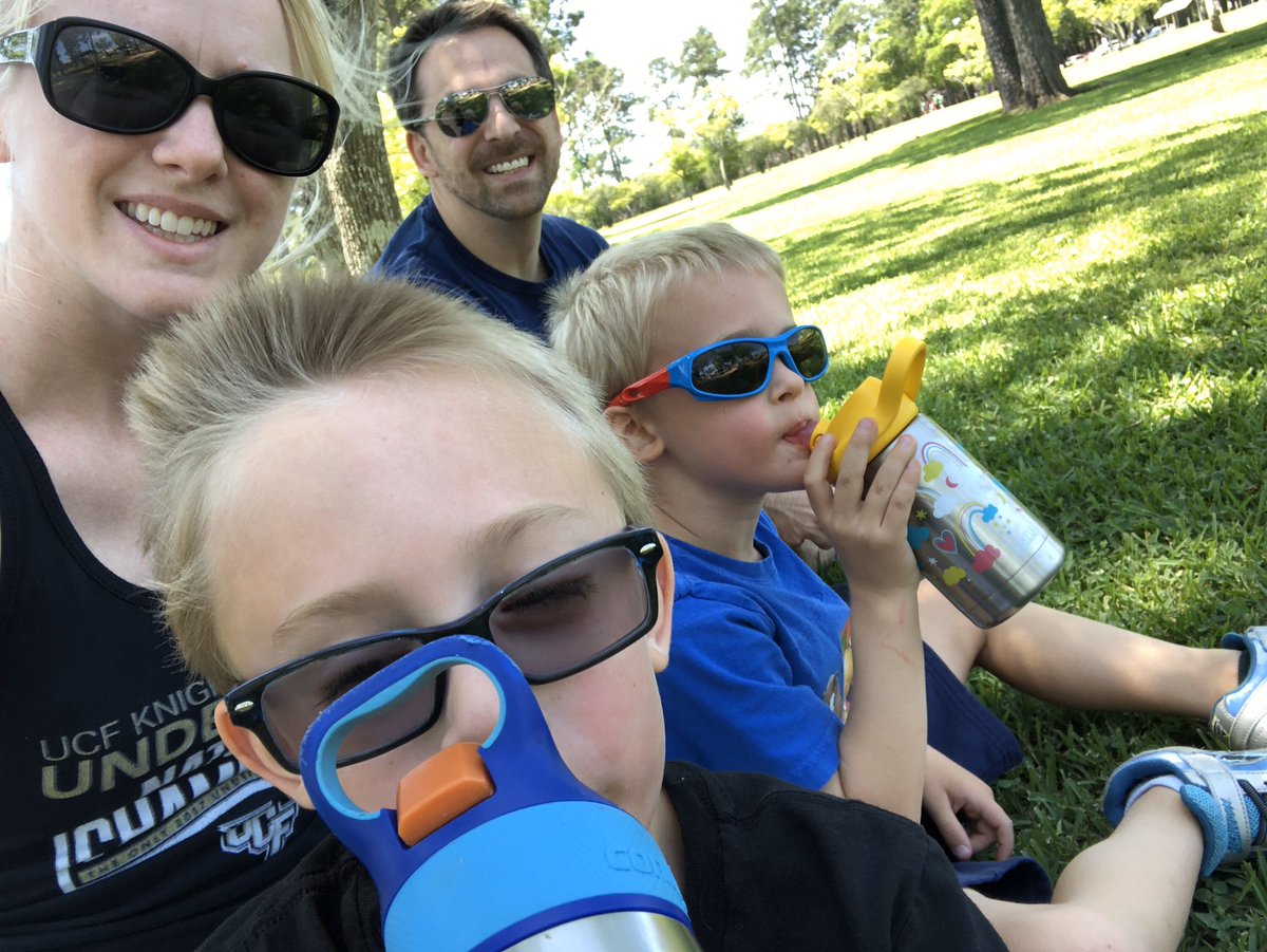 Slynch223's tweet photo. Wearing his spirit wear out at the park to watch the Blue Angels fly over! #ASEPanthers #ThanksASE #BlueAngels @HumbleISD_ASE @BlueAngels https://t.co/D4wjMnhJGc