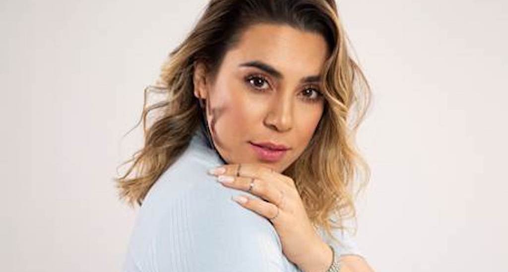 PortalSUCESSO_'s tweet photo. Naiara Azevedo apresenta-se no Youtube dia 08, o show interativo batizado de "Live SIM" será transmitido pelo canal do Youtube da cantora e começara às 20hrs. Saiba mais: https://t.co/jFgBUpRwyA 🎶 https://t.co/HfmOAmUDyV