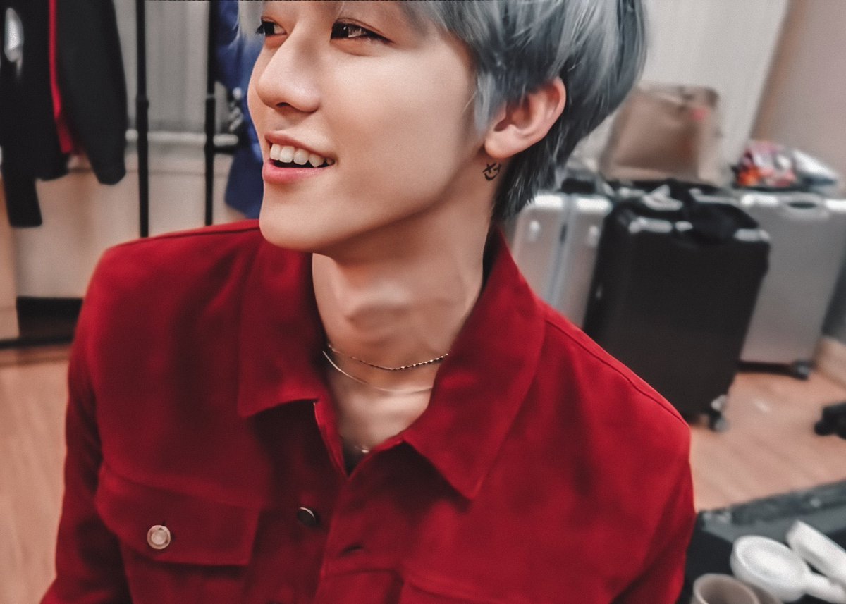 ตอนรูปไม่ค่อยชัดก็ผัวพอรูปชัดก็โคตรผัว