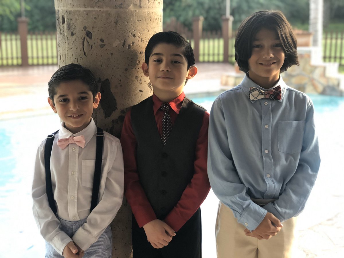 HMS_LMC's tweet photo. Who Inspired me? These three guys right here! To give them a better life, spend more time with them, and demonstrate the importance of a higher education. @HumbleISD_HMS #MHSFamily #bethelight #TeacherAppreciationWeek2020 https://t.co/lZZK77wZ01