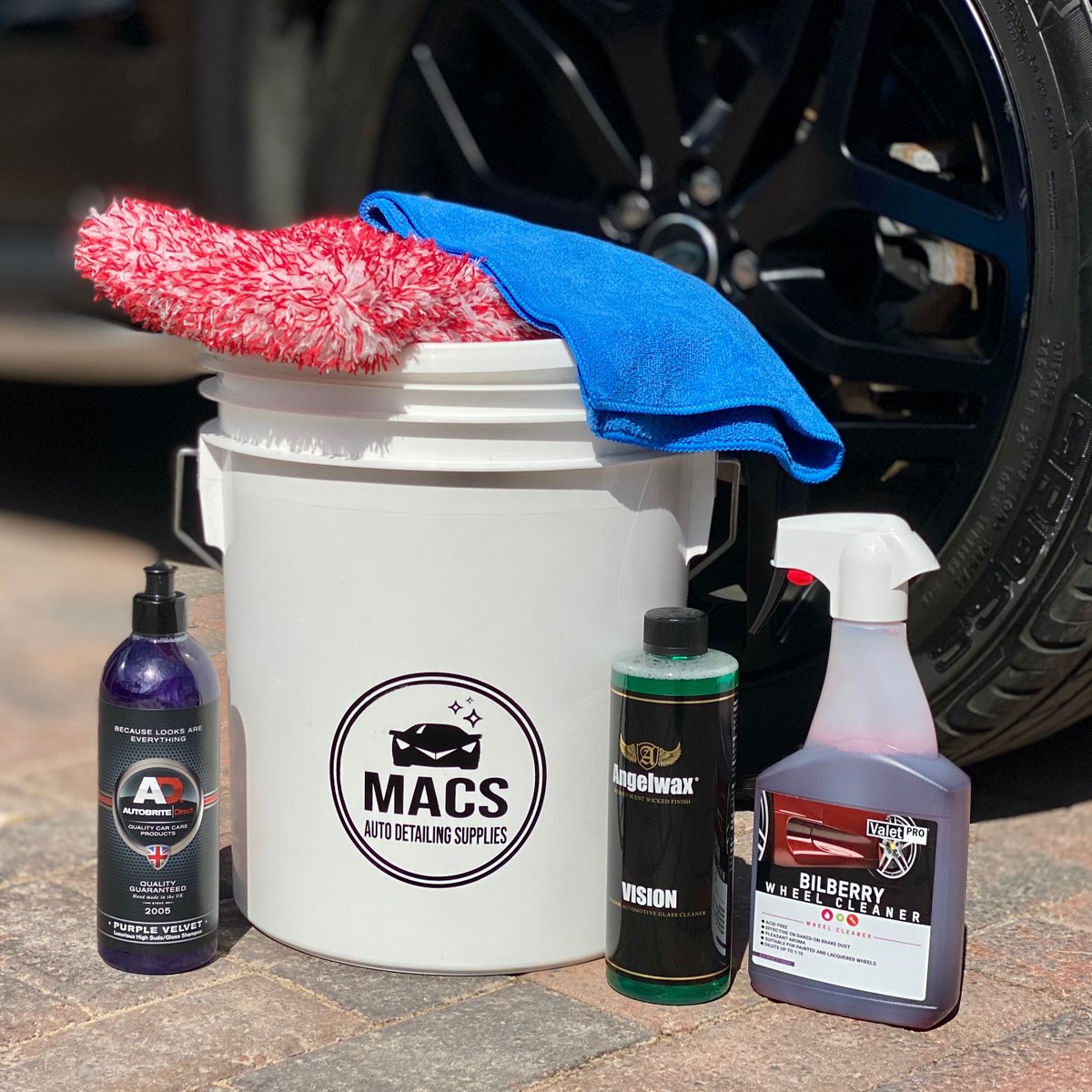 macsautodetail's tweet photo. All you need to wash your car in this gorgeous weather โ๏ธ ๐ ๐งผ
Get yours with super fast FREE DELIVERY ๐
๐ https://t.co/5w4Ych5LJG
#cardetailing #detailing #detailed #cleancar #carcleaning #cars #autoglym #poorboys #angelwax #autobrite #bilthamber #MACS #valetpro https://t.co/tbFXlG0DQt